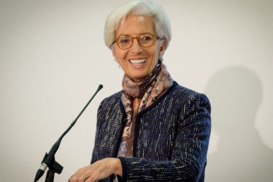Bloomberg: Τετ α τετ Τσίπρα-Λαγκάρντ στο Νταβός
