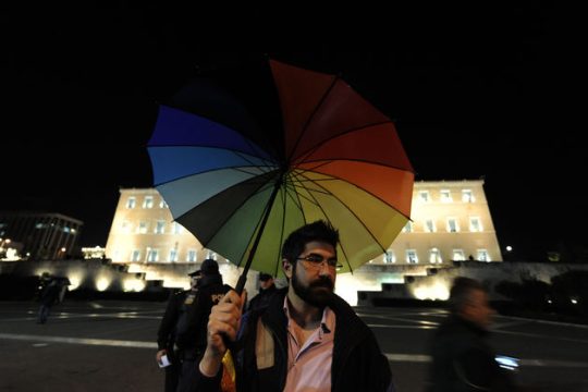 «Πες το σ’ έμάς» από την Colour Youth