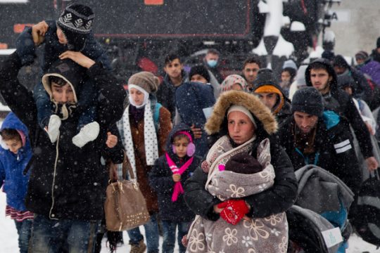 «Πολεμικό ναυτικό αλλιώς έξω από τη Σένγκεν»