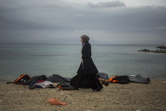 Εργοστάσιο με σωσίβια-απομιμήσεις βρέθηκε στη Σμύρνη