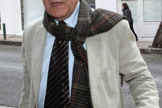 Τρίτος δρόμος για τρεις