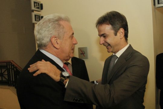 Τετ-α-τετ με επίκεντρο το προσφυγικό