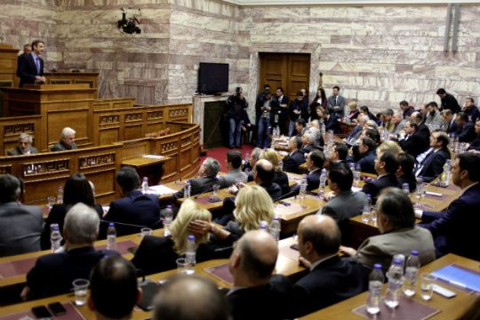Σε αναμονή για το εναλλακτικό σχέδιο της Ν.Δ. για το ασφαλιστικό