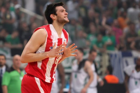 Δεν χαλάει τη «δουλειά» η Μπαρτσελόνα
