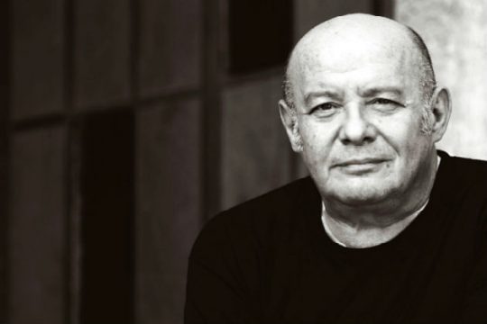 Σκέψεις για το πολιτικό θέατρο του Παπαβασιλείου