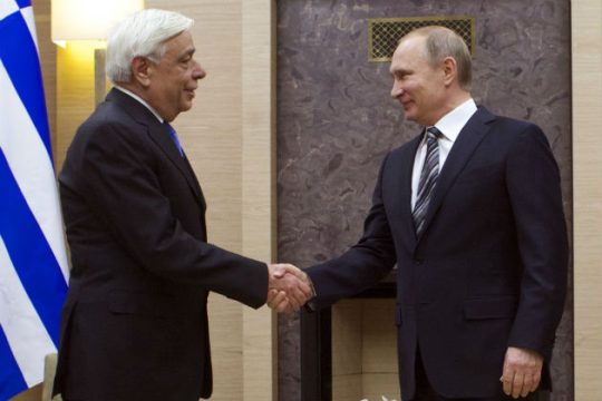 Σε καλό κλίμα η συνάντηση Παυλόπουλου – Πούτιν