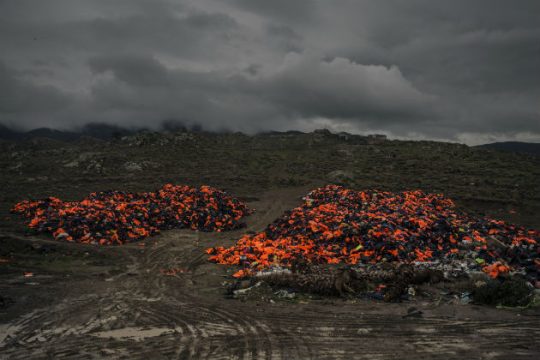 Έξι νεκροί πρόσφυγες βόρεια της Σάμου