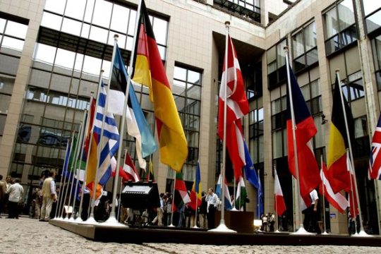 ΕΚΤ: Οι οικονομικές αποκλίσεις φέρνουν τις πολιτικές