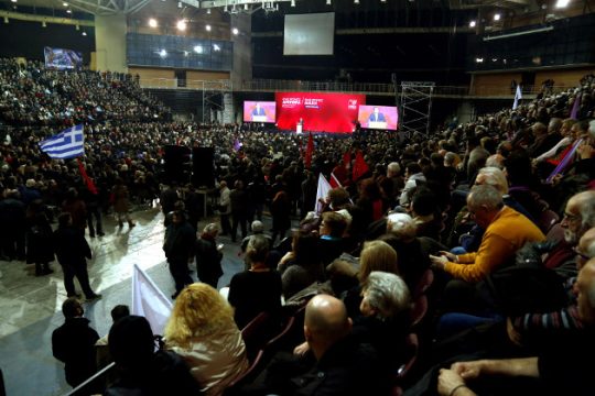 «Τρικυμία» για ένα βίντεο