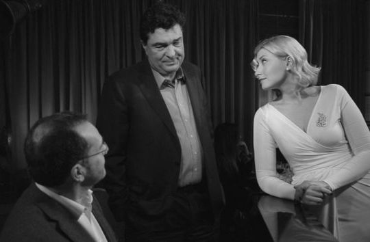 «Ιστορίες» για… τρεις