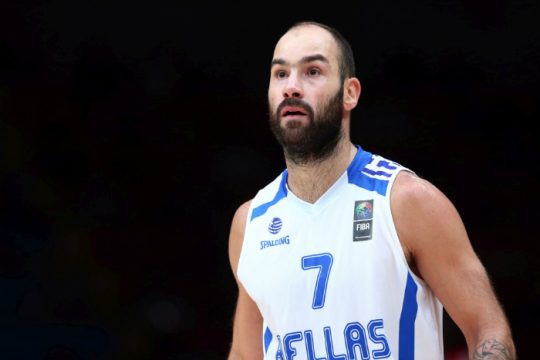 Γουστάρουν Σπανούλη, Πρίντεζη και ΝτεΚολό