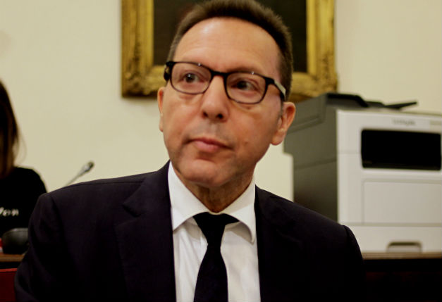 Δεν διανοείται νέα οπισθοδρόμηση ο Στουρνάρας