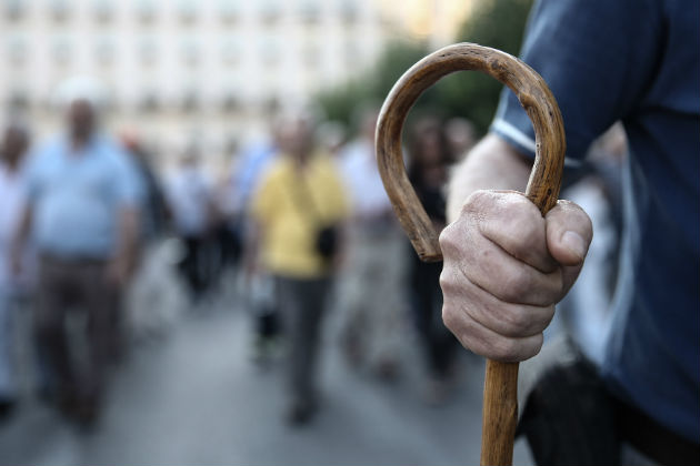 Η σύνταξη των παππούδων να ‘ναι… καλά