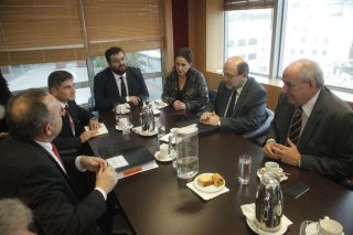 Κίνητρο σε τραπεζοϋπαλλήλους να καταγγέλλουν τη φοροδιαφυγή