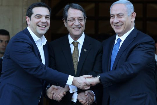 Συμφωνίες που φέρνουν ανάπτυξη