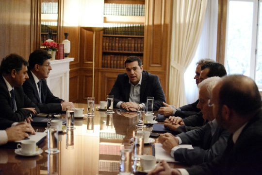 Σύγκλιση για «λογική» αύξηση των εργοδοτικών εισφορών