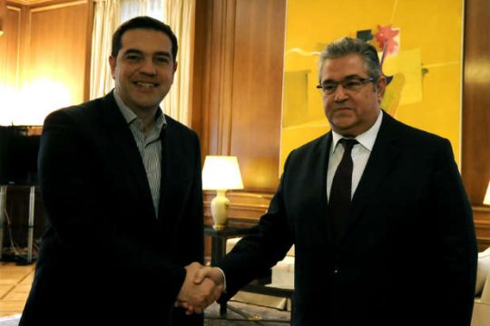 Τετ α τετ Τσίπρα – Κουτσούμπα στο Μαξίμου