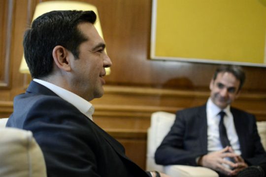 Η πρώτη ευθεία αντιπαράθεση Τσίπρα-Μητσοτάκη