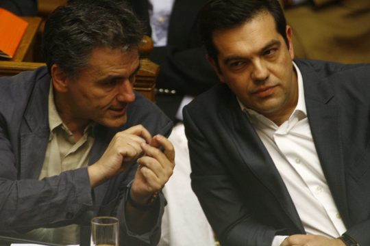 Διαδοχικές επαφές Τσίπρα-Τσακαλώτου για το ασφαλιστικό