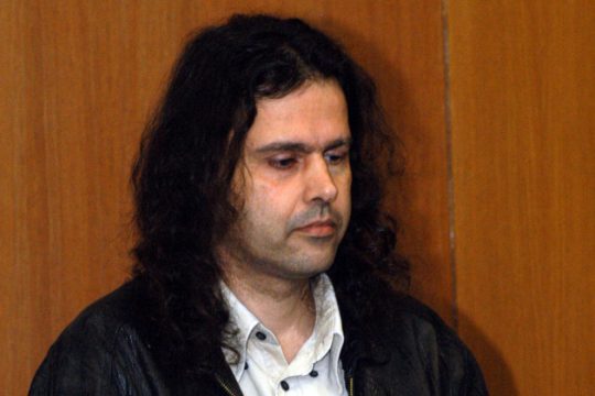 «Προληπτική λογοκρισία» από τα γνωστά άγνωστα κέντρα