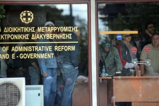 «Δεν υπάρχει βιομηχανία μετακλητών»