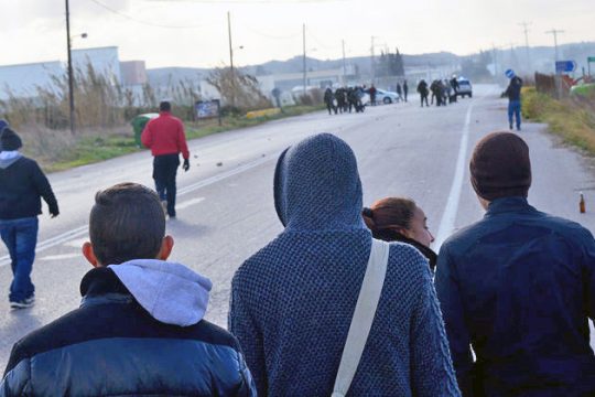 Επιμένει ο δήμαρχος, σιγοντάρει η Χ.Α.