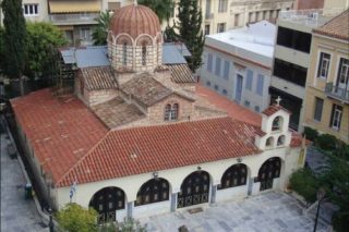 Οχι γυάλινη στέγη στην Αγία Αικατερίνη