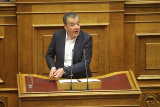 Ποτάμι: Αστείο να συζητούν στην κυβέρνηση νέες εκλογές