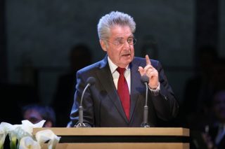 Ενας Αυστριακός με άλλη στάση