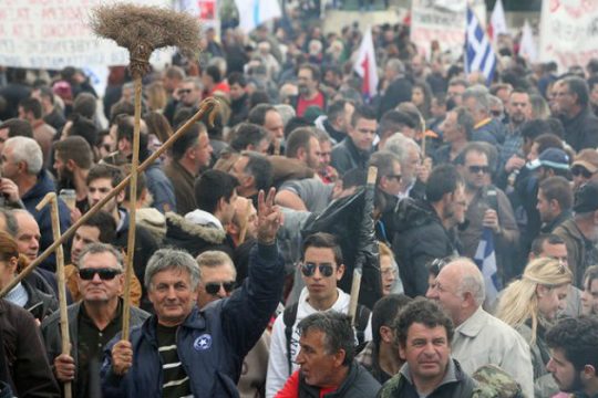 Ραντεβού στα μπλόκα