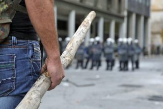 Ο Τόσκας δείχνει χρυσαυγίτες