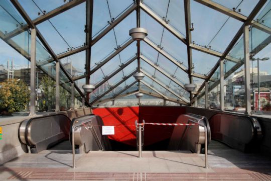 Πεντάωρη στάση εργασίας σε όλα τα ΜΜΜ αύριο
