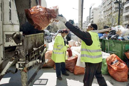 Τα ξερά έκαψαν και τα χλωρά