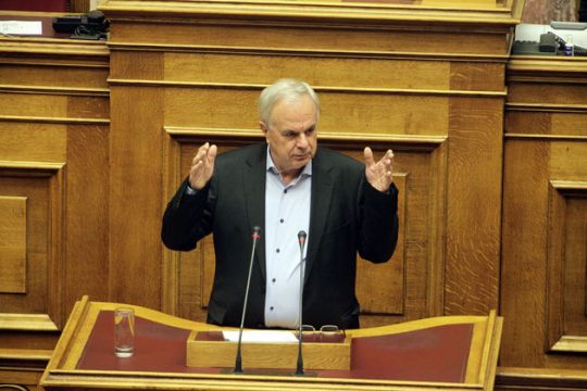 Τα 4 μέτωπα της αντιαγροτικής επίθεσης