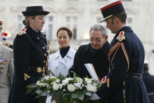 Ένας Κάστρο στο Παρίσι 21 χρόνια μετά