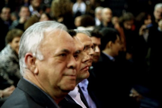 Δραγασάκης καλεί τράπεζες για διαφάνεια