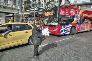 Σε ύφεση ξανά η Ελλάδα