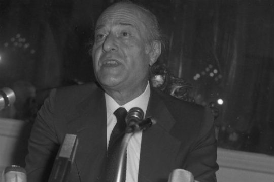 Εγώ δεν ήμουνα Ελύτης (Ελύτη μ’ έκανες εσύ)