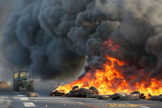 Απόβαση τρακτέρ στη Νορμανδία