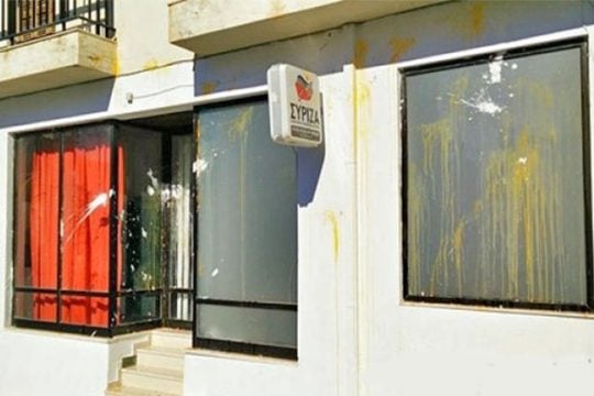 Με αεροπλάνα και βαπόρια