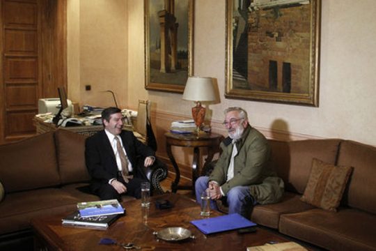 Αμοιβαίες διαβεβαιώσεις και διευκολύνσεις