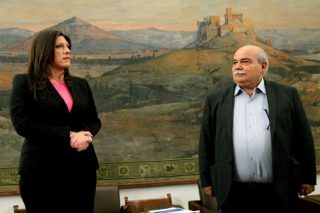 Απασφαλίσεις και άλλα ιλαρά