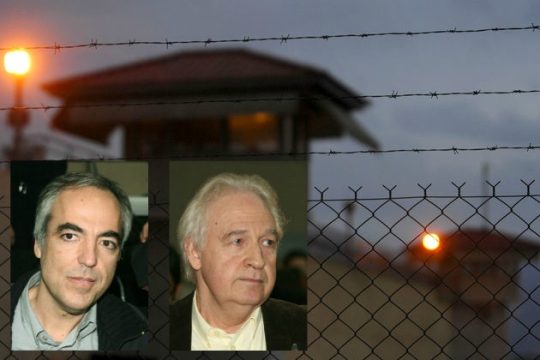 Μια έντρομη και μνησίκακη δημοκρατία