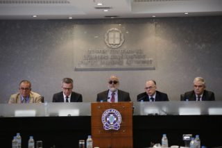 Υπερβάσεις για το προσφυγικό