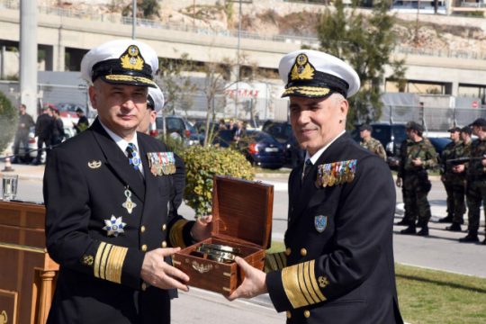 Με αναφορές στο προσφυγικό, η αλλαγή φρουράς στο Λιμενικό Σώμα