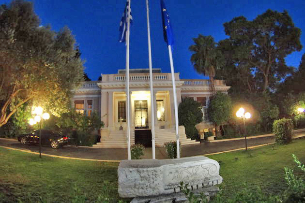Αγνωστη η συγγνώμη στα κόμματα εξουσίας