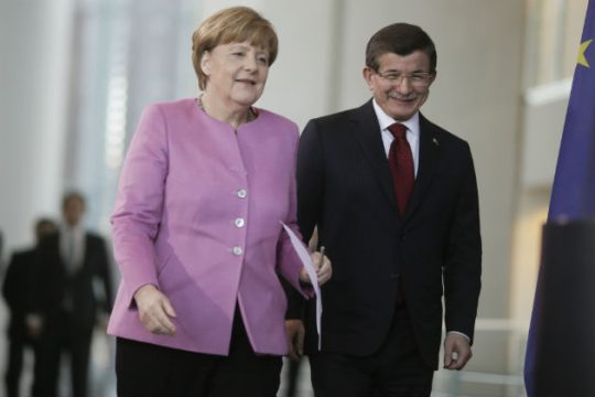 Νέα «μίνι» σύνοδος για το προσφυγικό με συμμετοχή Ελλάδας – Τουρκίας