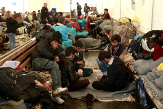 Απειλή για κλείσιμο του δρόμου των Βαλκανίων