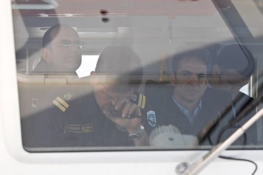 Σιγή ιχθύος… για τον «αρχηγό»