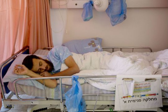 Ο Γλέζος για τον απεργό πείνας Μοχάμεντ Αλ-Κικ